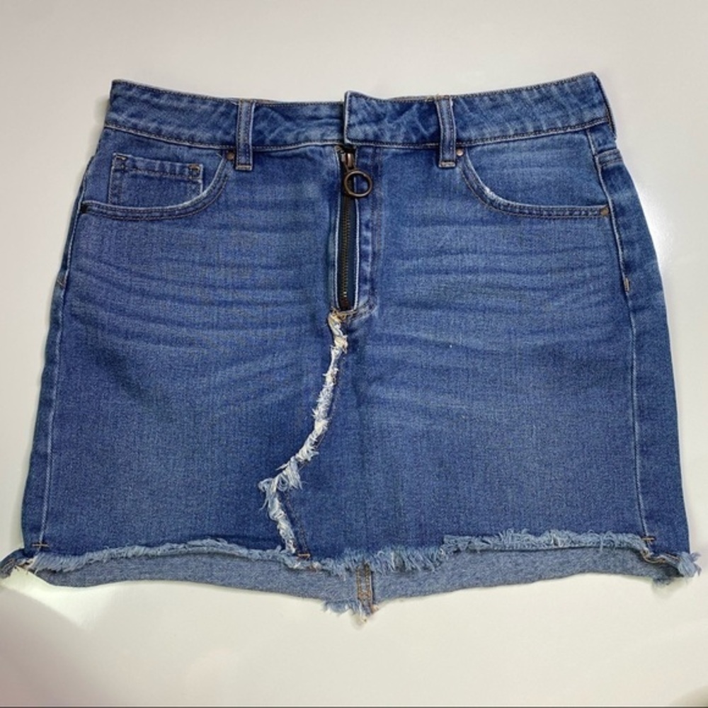 Pacsun Mini‎ cut off denim jean skirt raw hem Womens Size 28